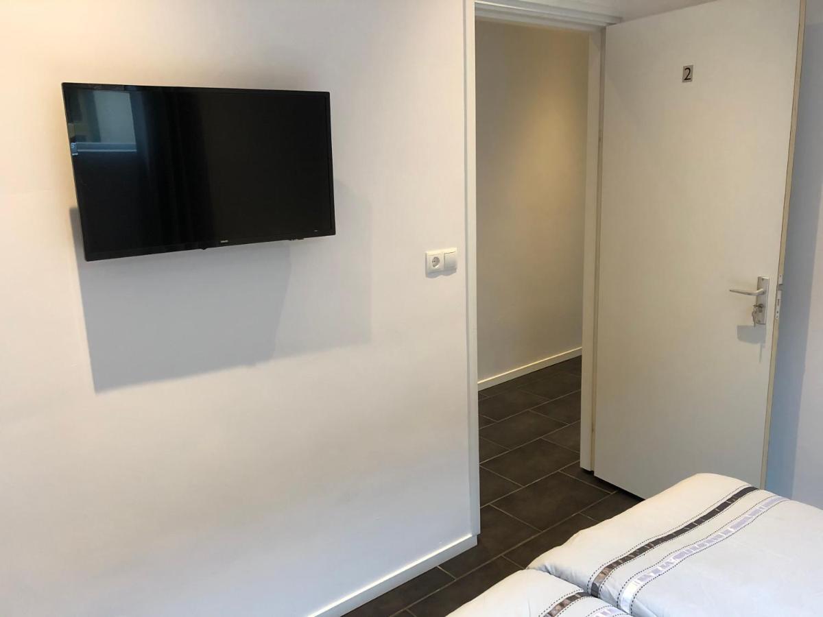 'T Posthuys Bed and Breakfast Leens Exteriör bild