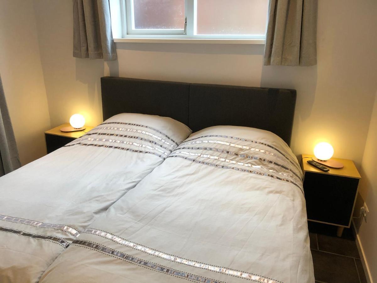 'T Posthuys Bed and Breakfast Leens Exteriör bild